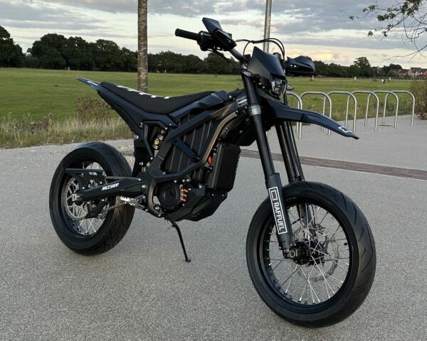 Sur-Ron Ultra Bee Super Moto